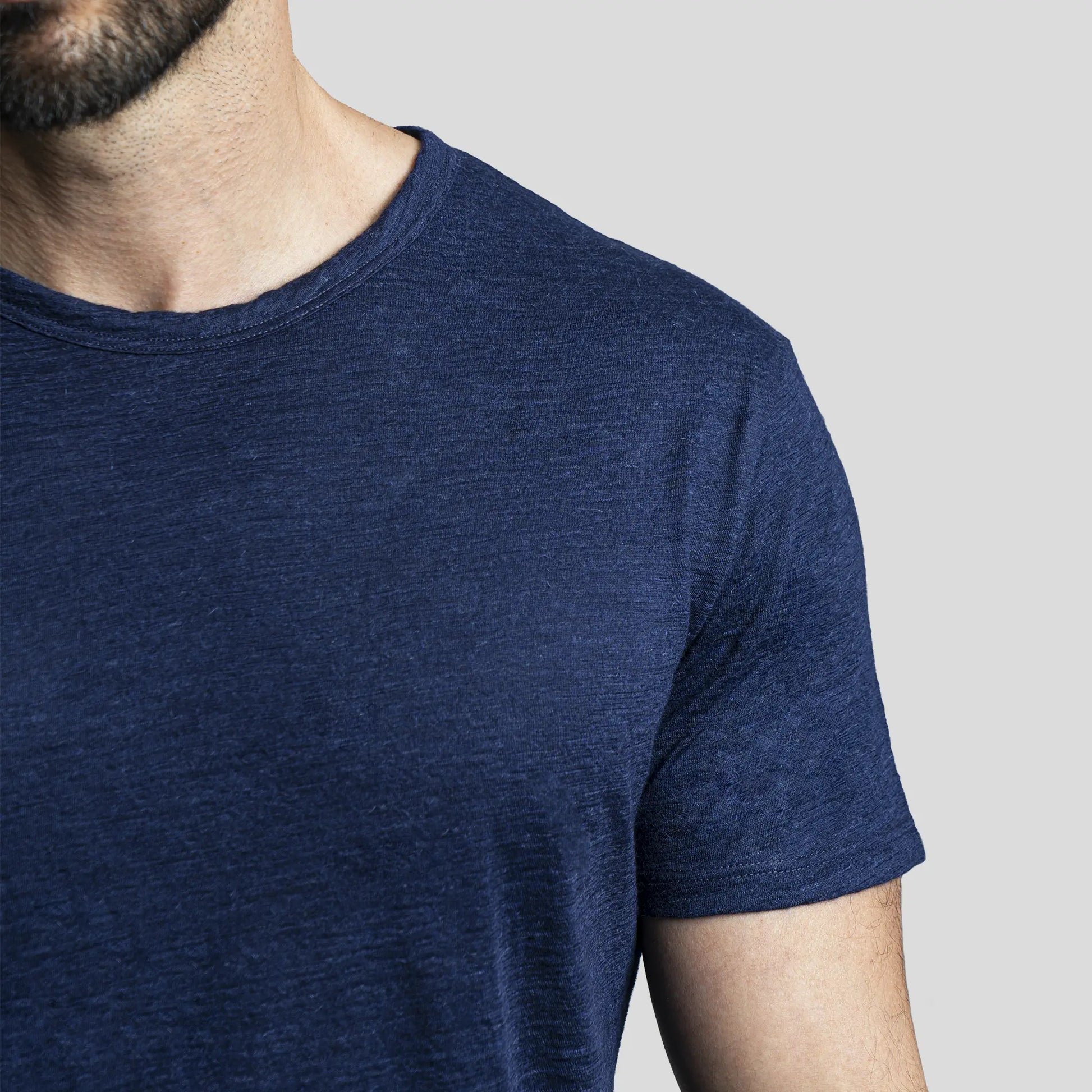 Men's Alpaca Wool T-Shirt: 160 Ultralight Crew Neck color Navy Blue